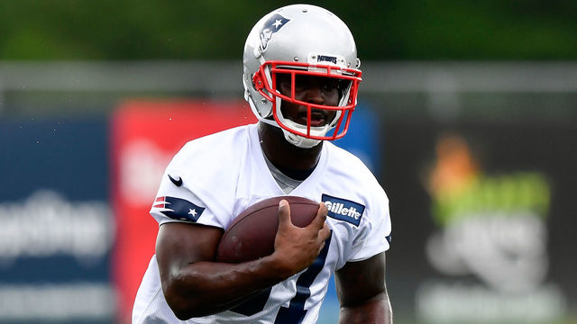 Report: Patriots' Michel could miss start of season with knee injury