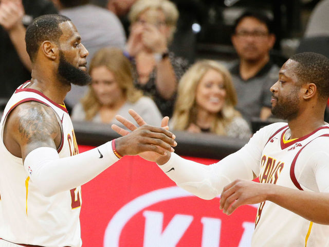 LeBron wishes Wade was still with Cavs for playoff run