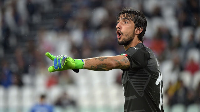 TURIN, ITALY - JUNE 04: Mattia Perin, goalkeeper of Italy gestures during the International Friendly match between Italy and Netherlands at Allianz Stadium on June 4, 2018 in Turin, Italy.