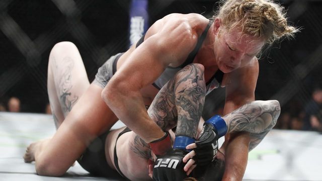 Holm dominates Anderson for impressive unanimous decision win