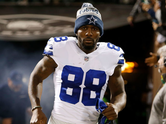 Dez Bryant hints he'll sign with team 'soon' | theScore.com