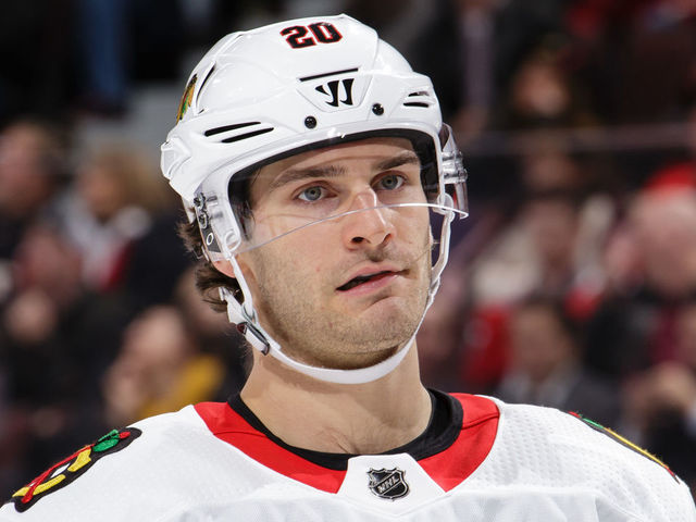 OTTAWA, ON - JANUARY 9: Brandon Saad #20 of the Chicago Blackhawks looks on against the Ottawa Senators at Canadian Tire Centre on January 9, 2018 in Ottawa, Ontario, Canada.