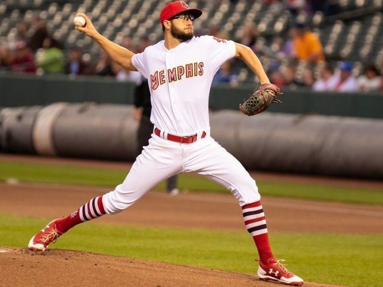 Cardinals' Poncedeleon reaches MLB 1 year after brain injury from line