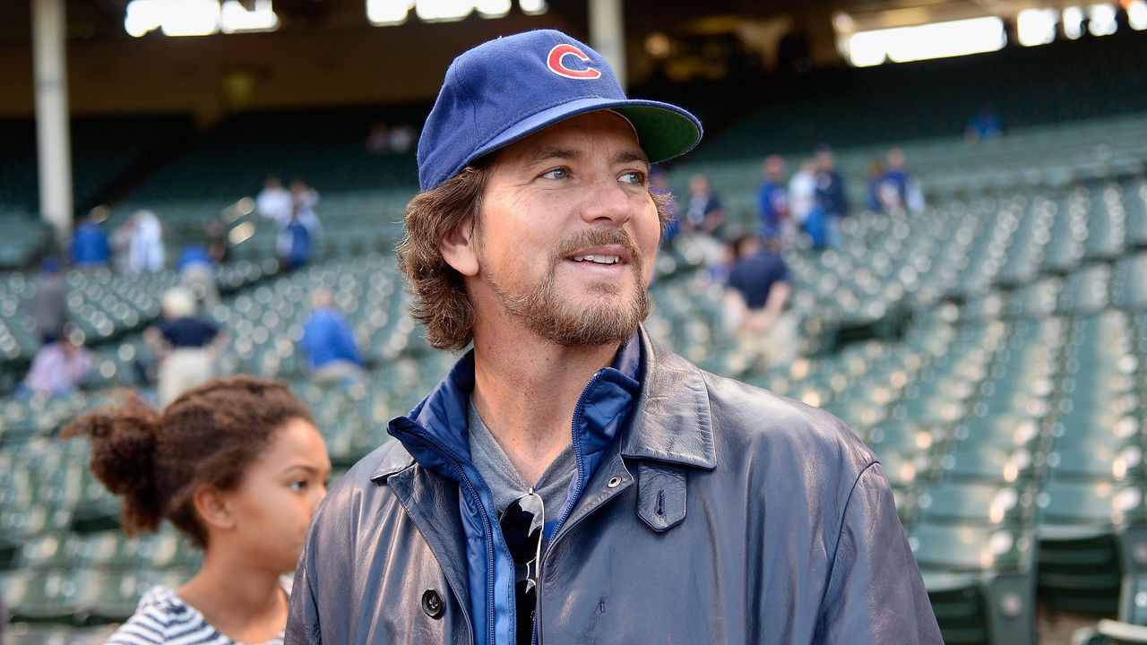 CHICAGO, IL - OCTOBER 12: Musician Eddie Vedder watches batting practice prior to game three of the National League Division Series between the Chicago Cubs and the St. Louis Cardinals at Wrigley Field on October 12, 2015 in Chicago, Illinois.