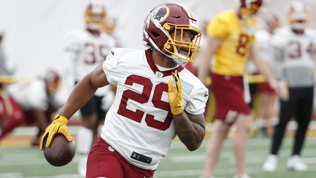 Report: Redskins' Guice to undergo MRI after injuring knee