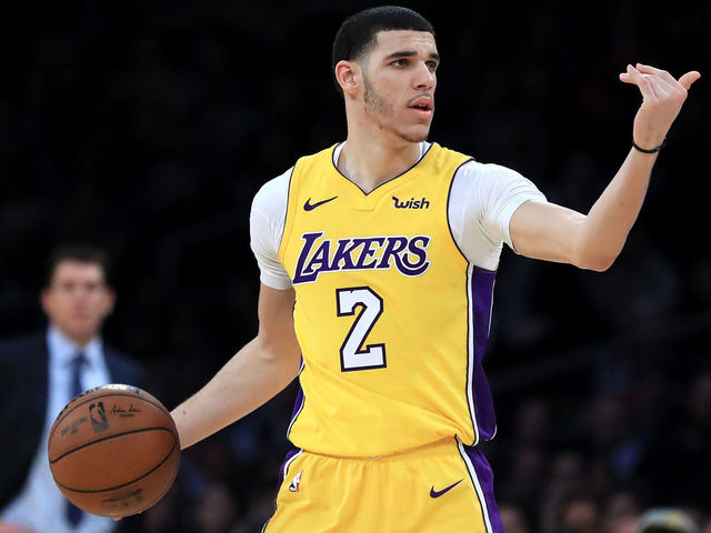 LOS ANGELES, CA - JANUARY 09: Lonzo Ball #2 of the Los Angeles Lakers calls a play during the second half of a game against the Sacramento Kings at Staples Center on January 9, 2018 in Los Angeles, California.