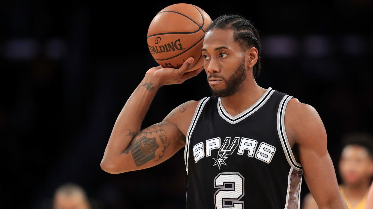 LOS ANGELES, CA - NOVEMBER 18: Kawhi Leonard #2 of the San Antonio Spurs looks on during the first half of a game against the Los Angeles Lakers at Staples Center on November 18, 2016 in Los Angeles, California.