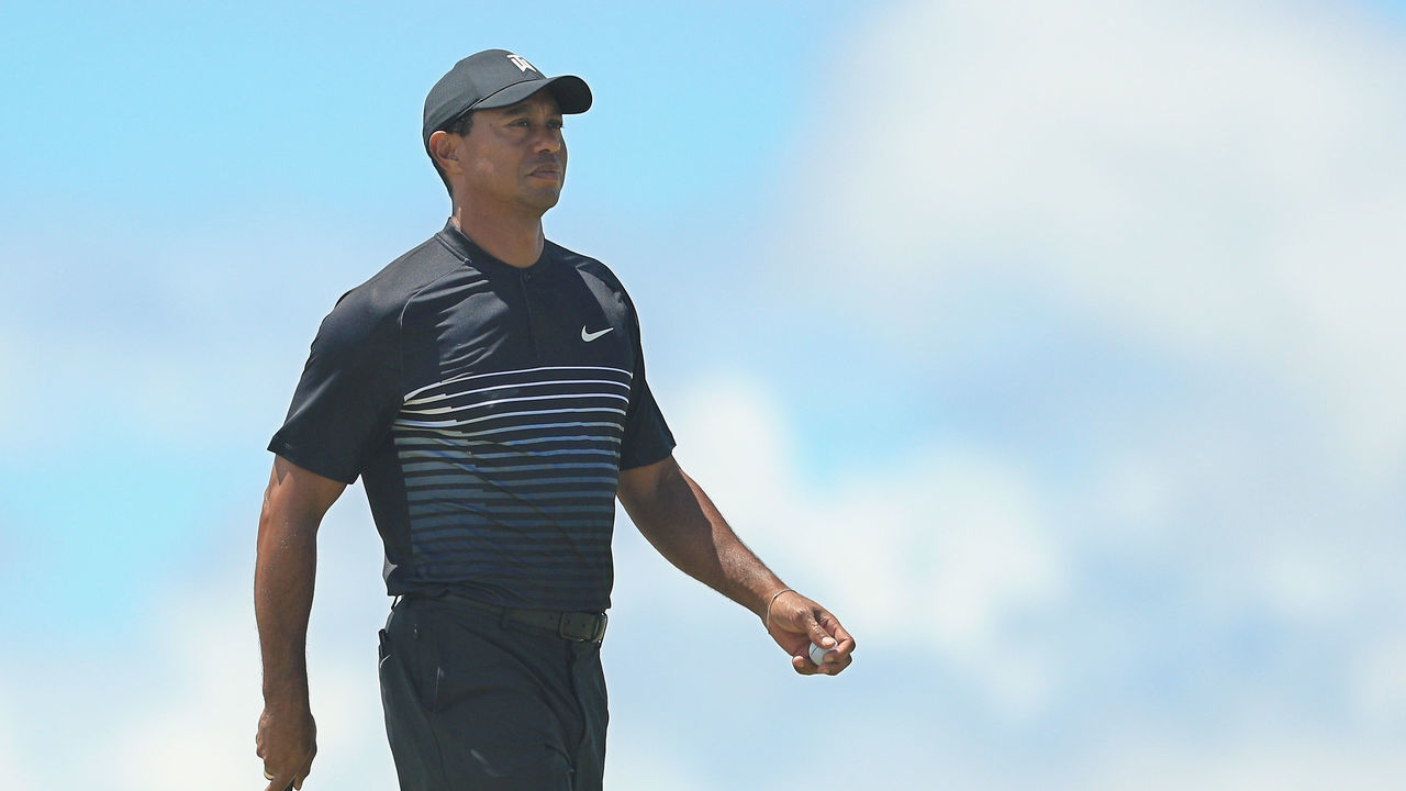 SOUTHAMPTON, NY - JUNE 15: Tiger Woods of the United States walks off the fifth green during the second round of the 2018 U.S. Open at Shinnecock Hills Golf Club on June 15, 2018 in Southampton, New York.