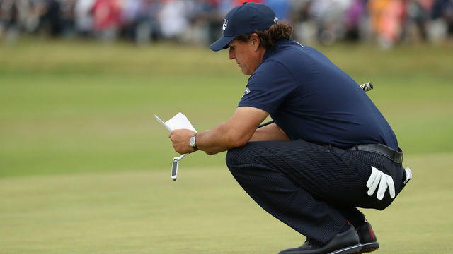 SOUTHAMPTON, NY - JUNE 15: Phil Mickelson of the United States prepares to putt on the fourth green during the second round of the 2018 U.S. Open at Shinnecock Hills Golf Club on June 15, 2018 in Southampton, New York.