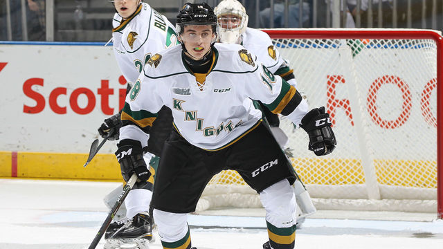 LONDON, ON - OCTOBER 21: Liam Foudy #18 of the London Knights defends on a penalty kill against the Saginaw Spirit during an OHL game at Budweiser Gardens on October 21, 2016 in London, Ontario, Canada. The Knights defeated the Spirit 5-1.