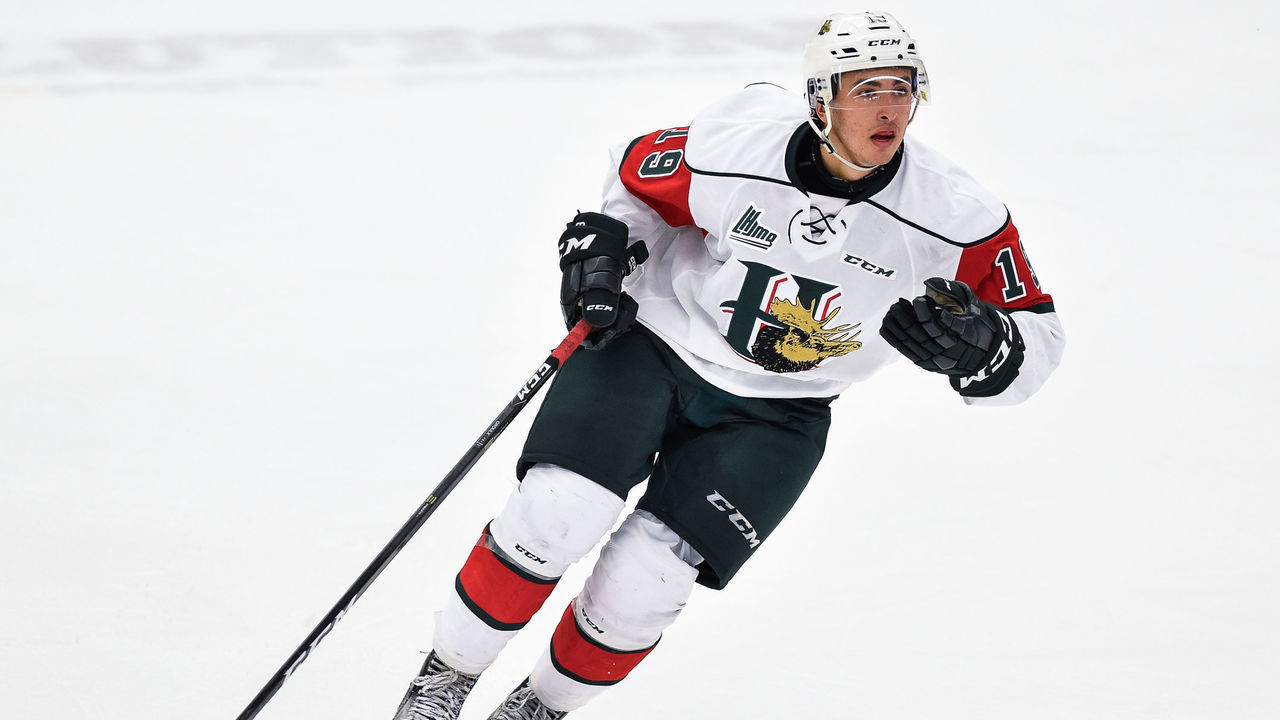 BOISBRIAND, QC - OCTOBER 20: Benoit-Olivier Groulx #19 of the Halifax Mooseheads skates against the Blainville-Boisbriand Armada during the QMJHL game at Centre d'Excellence Sports Rousseau on October 20, 2017 in Boisbriand, Quebec, Canada. The Halifax Mooseheads defeated the Blainville-Boisbriand Armada 4-2.