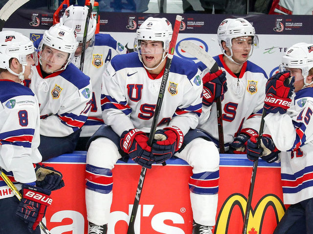BUFFALO, NY - JANUARY 05: Ryan Poehling #4 of United States takes a break on the boards during a TV timeout against the Czech Republic during the first period of play in the IIHF World Junior Championships Bronze Medal game at KeyBank Center on January 5, 2018 in Buffalo, New York.
