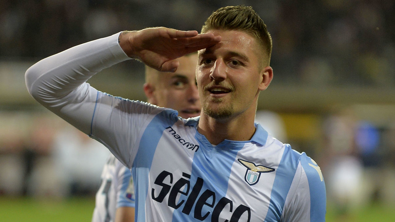 TURIN, TORINO - APRIL 29: Sergej Milinkovic Savic of SS Lazio celebrate a opening goal during the serie A match between Torino FC and SS Lazio at Stadio Olimpico di Torino on April 29, 2018 in Turin, Italy.
