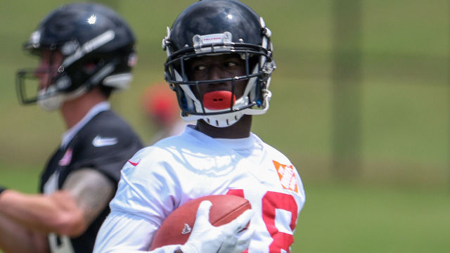 Falcons' Ridley: 'People don't really know how good' Julio Jones is