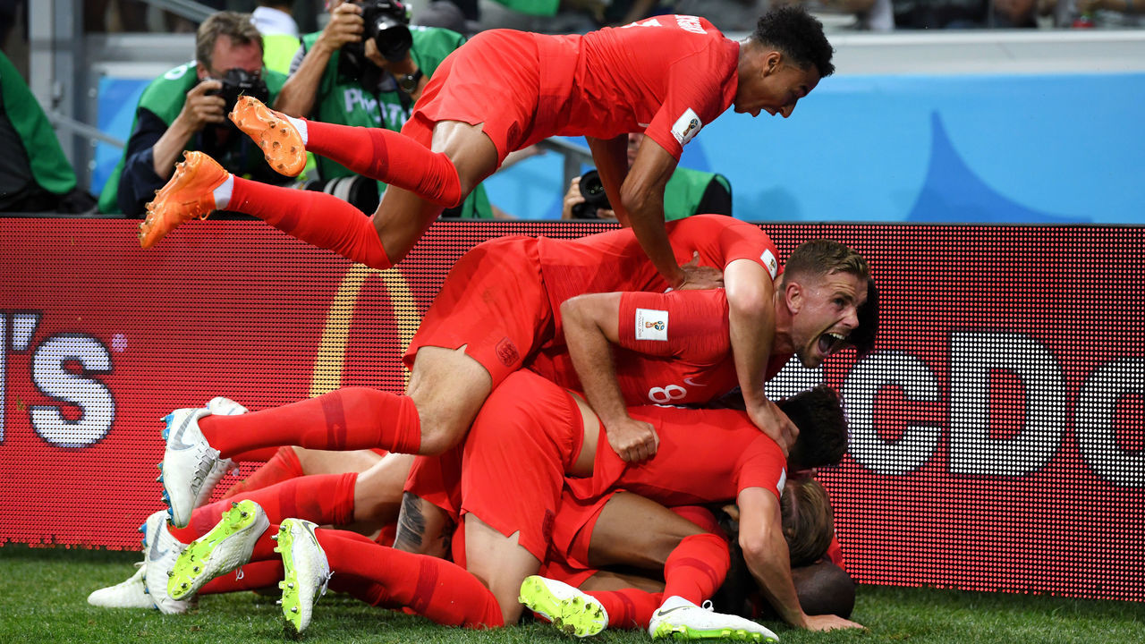 VOLGOGRAD, RUSSIA - JUNE 18: Harry Kane of England celebrates with teammates after scoring his team's second goal during the 2018 FIFA World Cup Russia group G match between Tunisia and England at Volgograd Arena on June 18, 2018 in Volgograd, Russia.