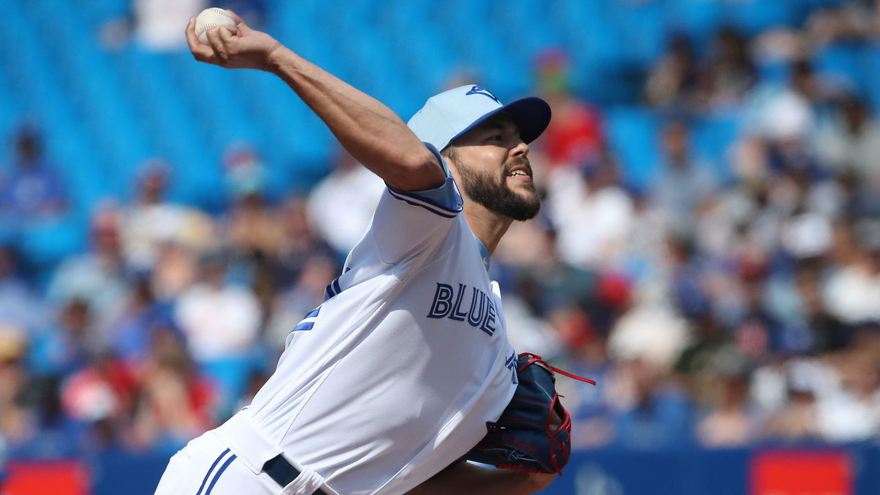 TORONTO, ON - JUNE 17: Ryan Tepera #52 of the Toronto Blue Jays delivers a pitch in the eighth inning during MLB game action against the Washington Nationals at Rogers Centre on June 17, 2018 in Toronto, Canada.