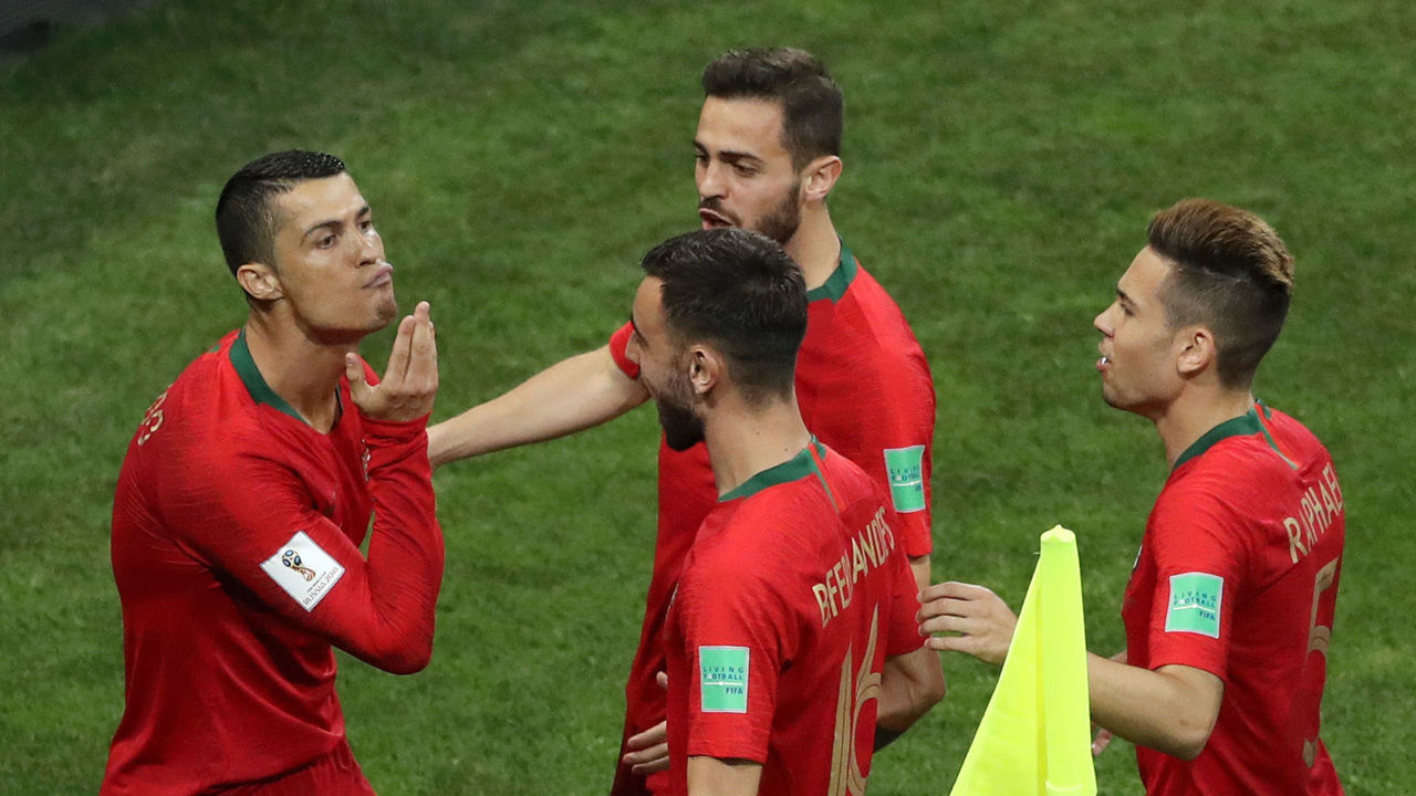 Ronaldo's goatee, goals talk of World Cup