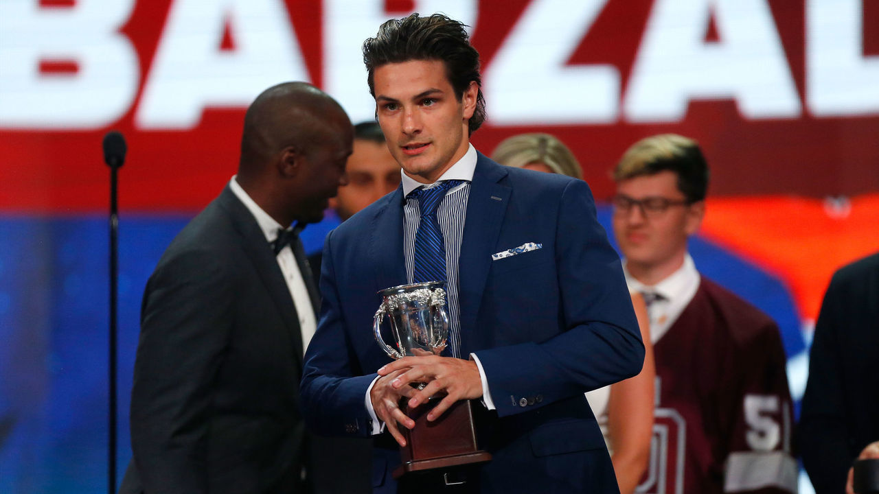 LAS VEGAS, NV - JUNE 20: Matthew Barzal of the New York Islanders accepts the Calder Memorial Trophy during the 2018 NHL Awards presented by Hulu at The Joint inside the Hard Rock Hotel & Casino on June 20, 2018 in Las Vegas, Nevada.