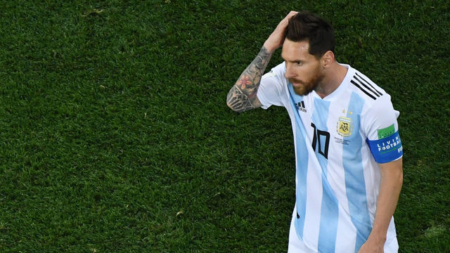 TOPSHOT - Argentina's forward Lionel Messi reacts during the Russia 2018 World Cup Group D football match between Argentina and Croatia at the Nizhny Novgorod Stadium in Nizhny Novgorod on June 21, 2018.