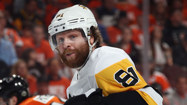 PHILADELPHIA, PA - APRIL 22: Phil Kessel #81 of the Pittsburgh Penguins skates against the Philadelphia Flyers in Game Six of the Eastern Conference First Round during the 2018 NHL Stanley Cup Playoffs at the Wells Fargo Center on April 22, 2018 in Philadelphia, Pennsylvania. The Penguins defeated the Flyers 8-5.