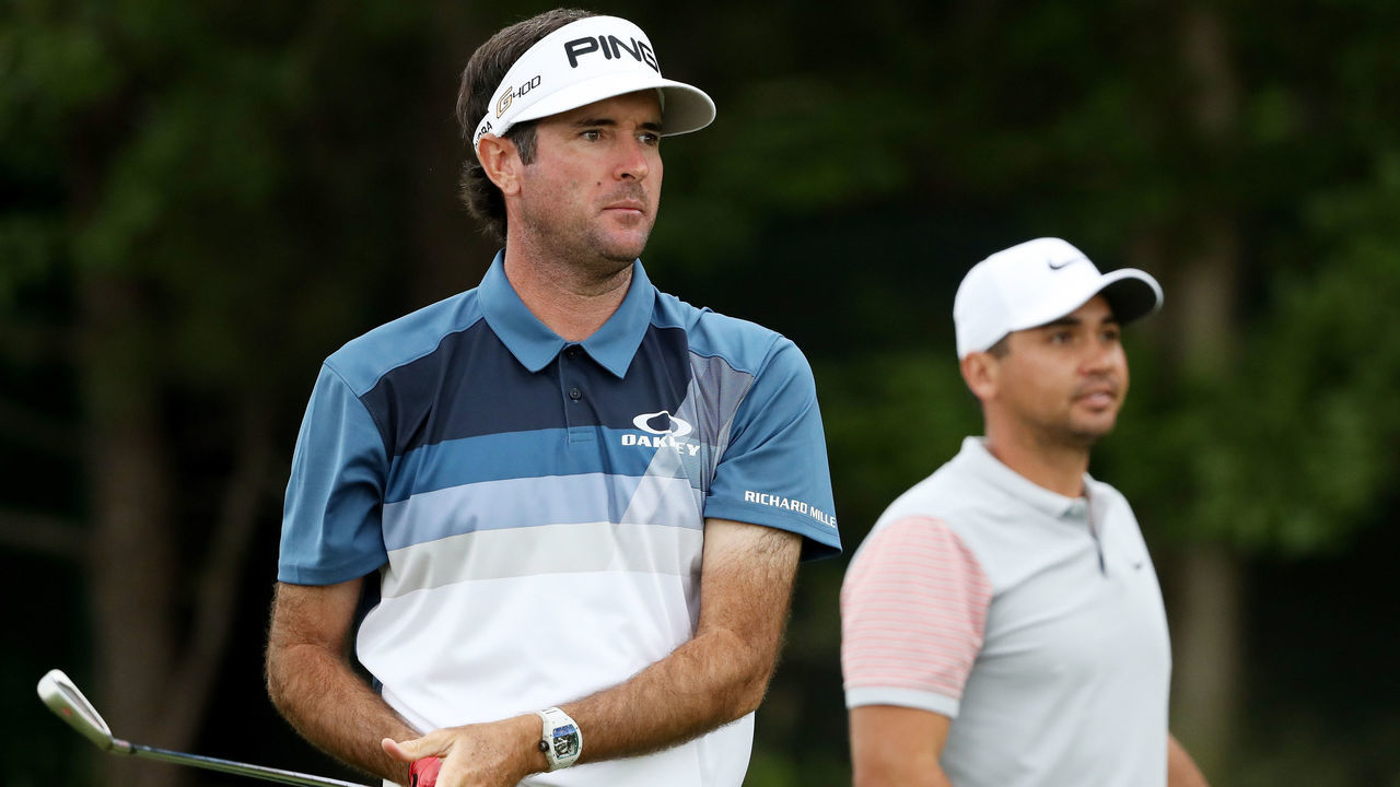 SOUTHAMPTON, NY - JUNE 15: Bubba Watson of the United States plays his shot from the second tee as Jason Day of Australia looks on during the second round of the 2018 U.S. Open at Shinnecock Hills Golf Club on June 15, 2018 in Southampton, New York.