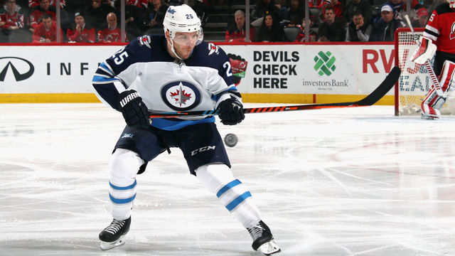 NEWARK, NJ - MARCH 08: Paul Stastny #25 of the Winnipeg Jets skates against the New Jersey Devils at the Prudential Center on March 8, 2018 in Newark, New Jersey.