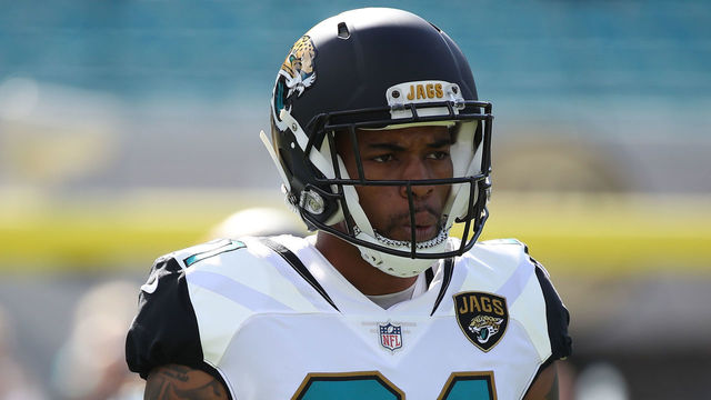 JACKSONVILLE, FL - OCTOBER 15: A.J. Bouye #21 of the Jacksonville Jaguars works out on the field prior to the start of their game against the Los Angeles Rams at EverBank Field on October 15, 2017 in Jacksonville, Florida.
