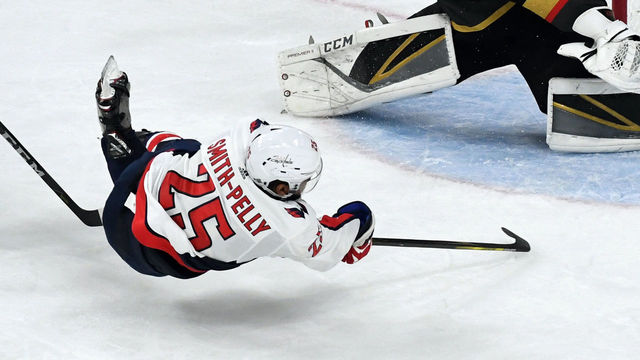 LAS VEGAS, NV - JUNE 07: Devante Smith-Pelly #25 of the Washington Capitals scores a third-period goal against Marc-Andre Fleury #29 of the Vegas Golden Knights in Game Five of the 2018 NHL Stanley Cup Final at T-Mobile Arena on June 7, 2018 in Las Vegas, Nevada. The Capitals defeated the Golden Knights 4-3.