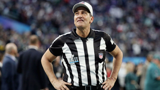 MINNEAPOLIS, MN - FEBRUARY 04: Referee Gene Steratore #114 looks on prior to Super Bowl LII between the New England Patriots and the Philadelphia Eagles at U.S. Bank Stadium on February 4, 2018 in Minneapolis, Minnesota.