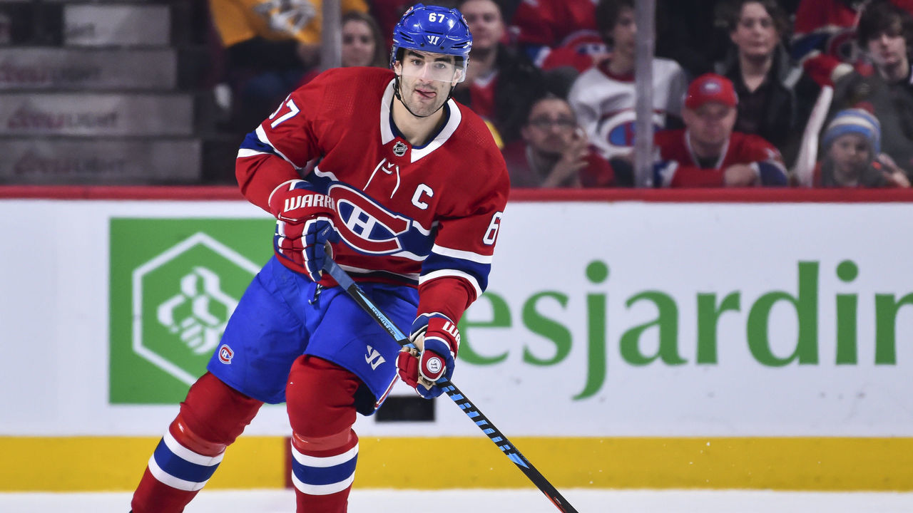 MONTREAL, QC - FEBRUARY 10: Max Pacioretty #67 of the Montreal Canadiens skates the puck in overtime against the Nashville Predators during the NHL game at the Bell Centre on February 10, 2018 in Montreal, Quebec, Canada. The Nashville Predators defeated the Montreal Canadiens 3-2 in a shootout.