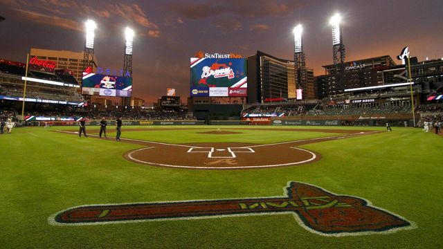 Report: Braves looking to improve without sacrificing system