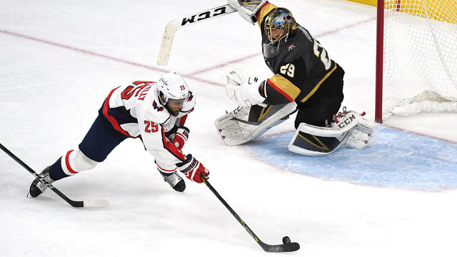 LAS VEGAS, NV - JUNE 07: Devante Smith-Pelly #25 of the Washington Capitals scores a third-period goal past Marc-Andre Fleury #29 of the Vegas Golden Knights in Game Five of the 2018 NHL Stanley Cup Final at T-Mobile Arena on June 7, 2018 in Las Vegas, Nevada.