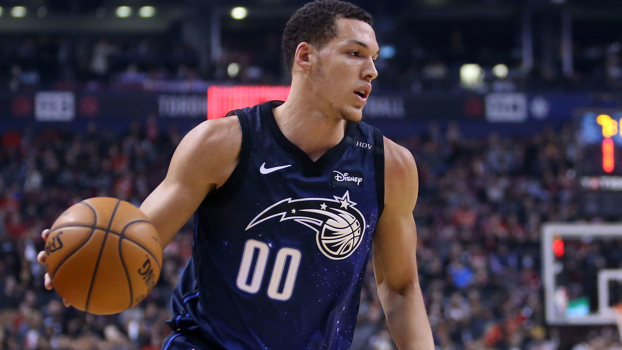 TORONTO, ON - APRIL 8: Aaron Gordon #00 of the Orlando Magic dribbles the ball during the first half of an NBA game against the Toronto Raptors at Air Canada Centre on April 8, 2018 in Toronto, Canada.