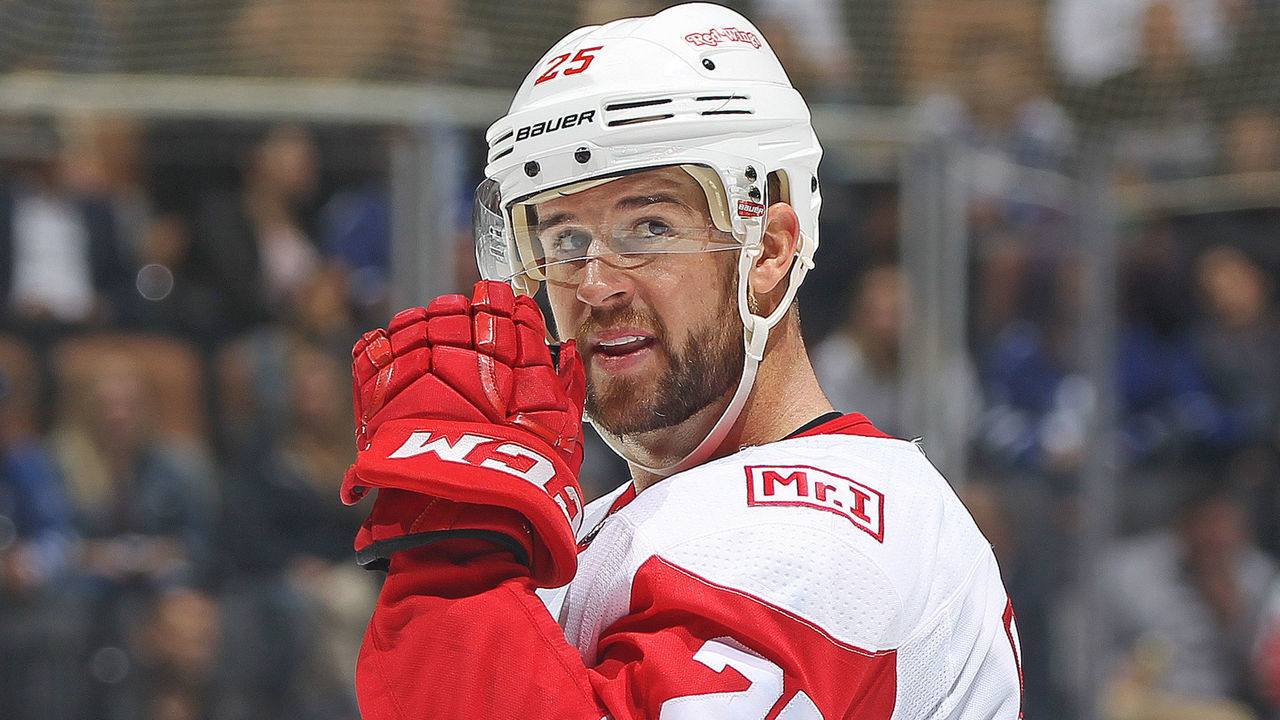 TORONTO, ON - OCTOBER 18: Mike Green #25 of the Detroit Red Wings gets set for play to resume against the Toronto Maple Leafs in an NHL game at the Air Canada Centre on October 18, 2017 in Toronto, Ontario. The Maple Leafs defeated the Red Wings 6-3.
