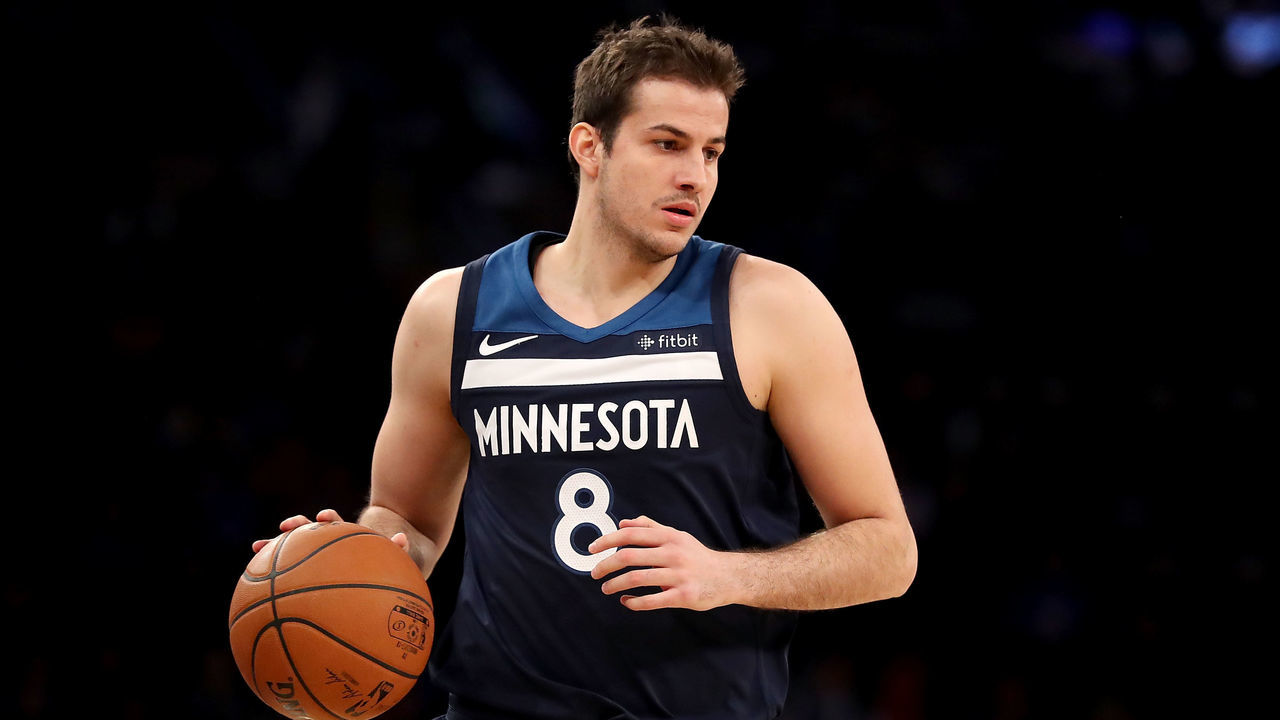 NEW YORK, NY - MARCH 23: Nemanja Bjelica #8 of the Minnesota Timberwolves dribbles down the court in the first quarter against the New York Knicks during their game at Madison Square Garden on March 23, 2018 in New York City.