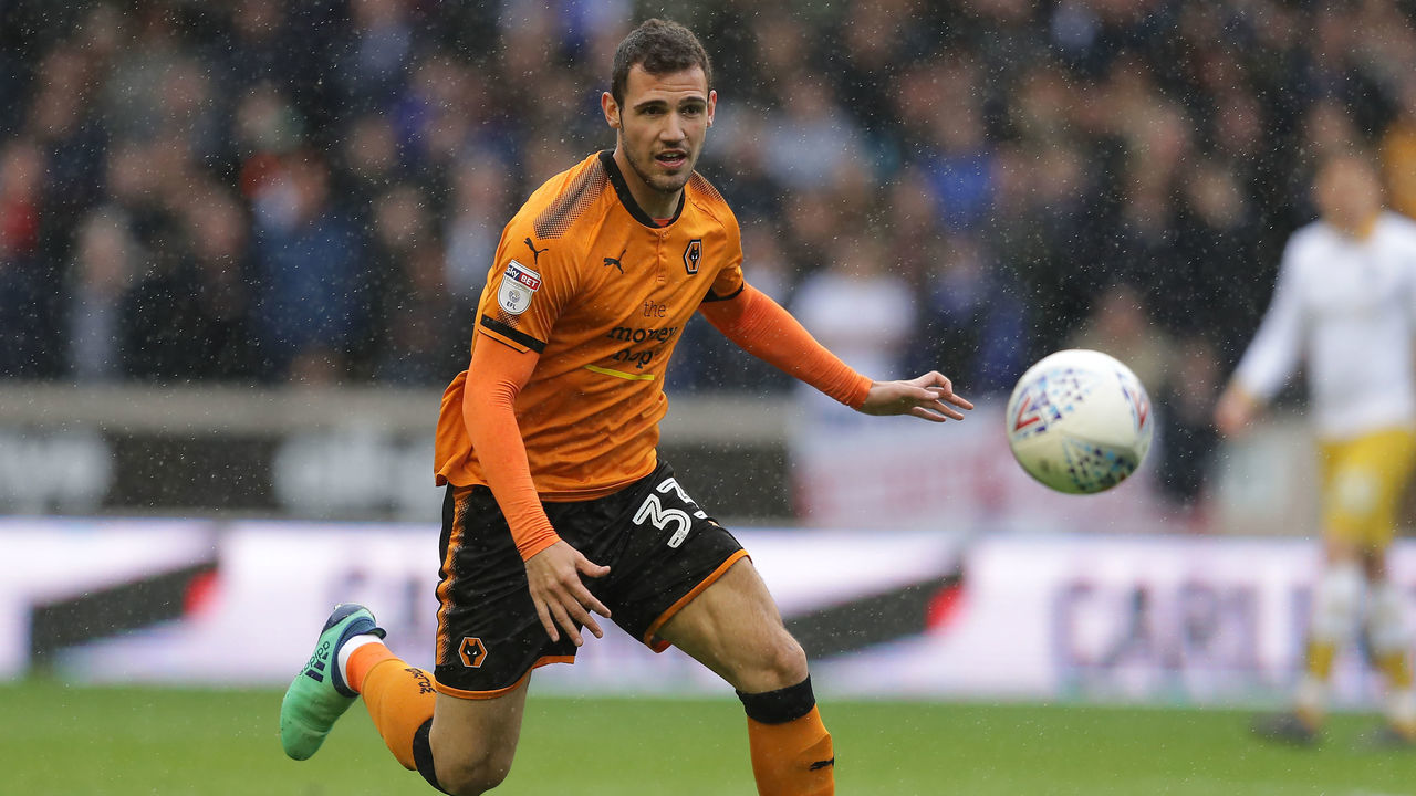 WOLVERHAMPTON, ENGLAND - APRIL 28: Leo Bonatini of Wolverhampton Wanderers in action during the Sky Bet Championship match between Wolverhampton Wanderers and Sheffield Wednesday at Molineux on April 28, 2018 in Wolverhampton, England.