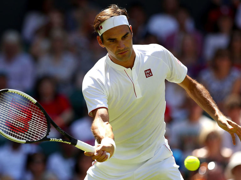 Report: Federer signs $300M deal with Uniqlo as Nike apparel contract ...