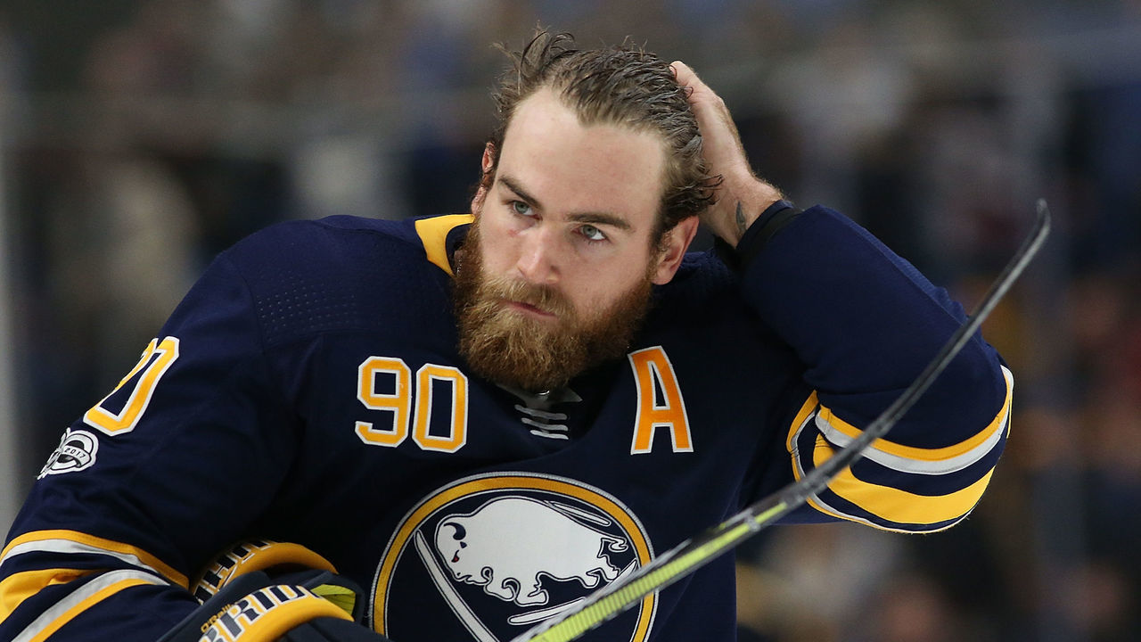 BUFFALO, NY - NOVEMBER 24: Ryan O'Reilly #90 of the Buffalo Sabres during the game against the Edmonton Oilers during the third period at the KeyBank Center on November 24, 2017 in Buffalo, New York.
