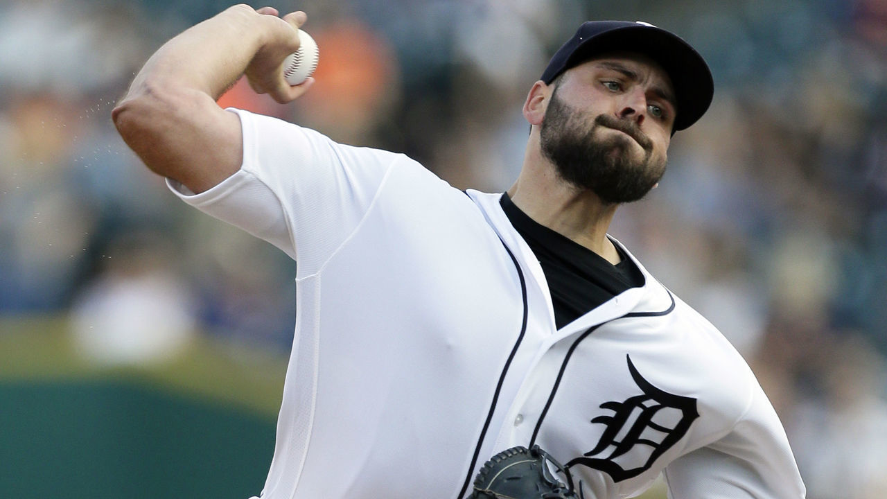 DETROIT, MI - JUNE 08: Michael Fulmer #32 of the Detroit Tigers pitches against the Cleveland Indians during the second inning at Comerica Park on June 8, 2018 in Detroit, Michigan.
