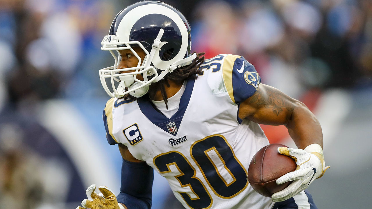 NASHVILLE, TN - DECEMBER 24: Running Back Todd Gurley II #30 of the Los Angeles Rams carries the ball against the Tennessee Titians at Nissan Stadium on December 24, 2017 in Nashville, Tennessee.