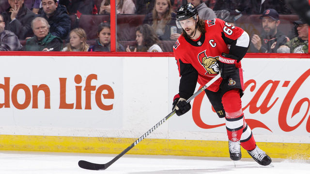 OTTAWA, ON - DECEMBER 4: Erik Karlsson #65 of the Ottawa Senators skates with the puck against the New York Rangers at Canadian Tire Centre on December 4, 2017 in Ottawa, Ontario, Canada.