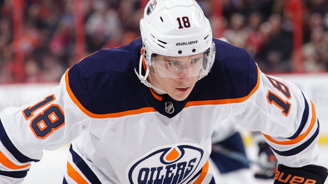 OTTAWA, ON - MARCH 22: Ryan Strome #18 of the Edmonton Oilers prepares for a faceoff against the Ottawa Senators at Canadian Tire Centre on March 22, 2018 in Ottawa, Ontario, Canada.