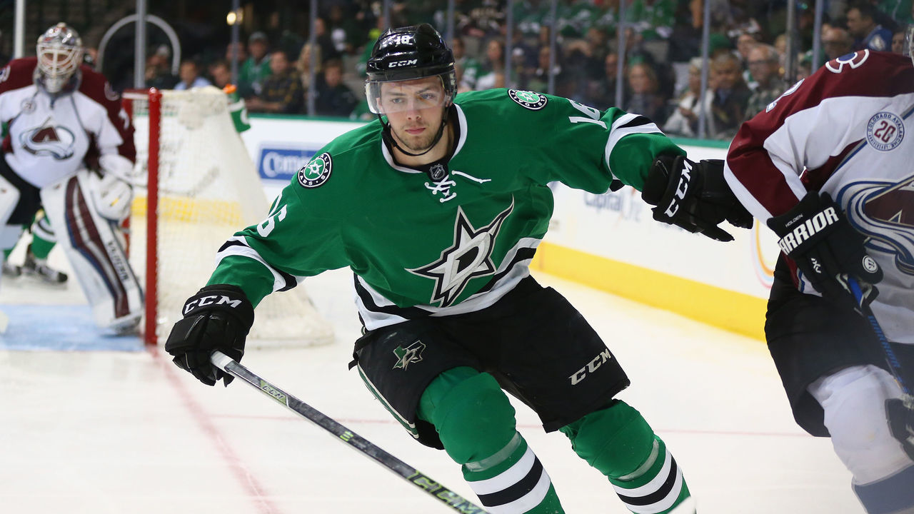 DALLAS, TEXAS - APRIL 07: Jason Dickinson #16 of the Dallas Stars in the first period at American Airlines Center on April 7, 2016 in Dallas, Texas.