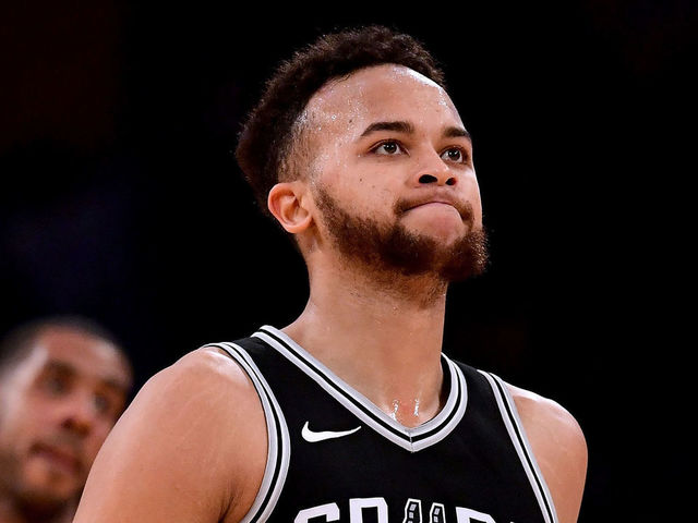 LOS ANGELES, CA - JANUARY 11: Kyle Anderson #1 of the San Antonio Spurs reacts after a timeout during the first half against the Los Angeles Lakers at Staples Center on January 11, 2018 in Los Angeles, California.