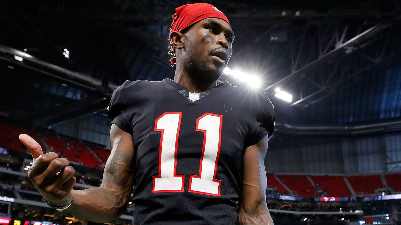 ATLANTA, GA - NOVEMBER 26: Julio Jones #11 of the Atlanta Falcons walks off the field after beating the Tampa Bay Buccaneers at Mercedes-Benz Stadium on November 26, 2017 in Atlanta, Georgia.