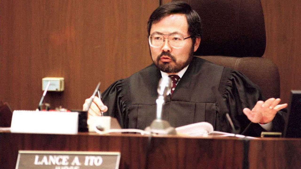LOS ANGELES, CA - JANUARY 30: Judge Lance Ito talks to the court after issuing sanctions against the defense for violating California law during its opening statements in the O.J. Simpson double murder trial 30 January 1995 in Los Angeles. The judge punished Simpson's lawyers for hiding the identity of last-minute witnesses, saying they acted on purpose to gain 'unfair' advantage. (COLOR KEY: Wall is brown) AFP PHOTO