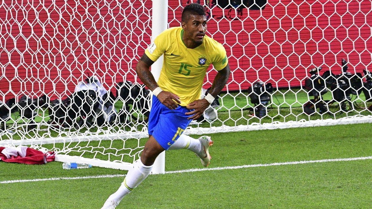 Brazil's midfielder Paulinho celebrates his goal during the Russia 2018 World Cup Group E football match between Serbia and Brazil at the Spartak Stadium in Moscow on June 27, 2018.