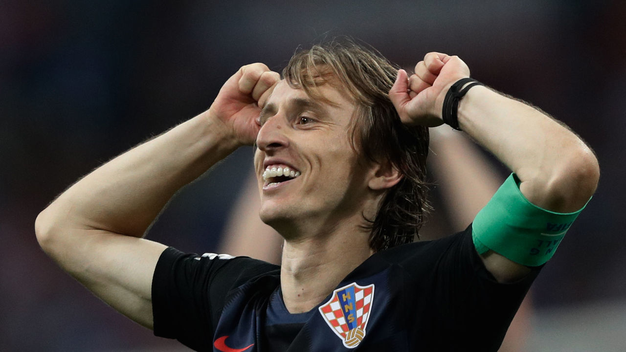 TOPSHOT - Croatia's midfielder Luka Modric celebrates after the Russia 2018 World Cup quarter-final football match between Russia and Croatia at the Fisht Stadium in Sochi on July 7, 2018. - Croatia beat Russia 4-3 on penalties on Saturday to set up a World Cup semi-final against England after a dramatic match full of twists and turns.