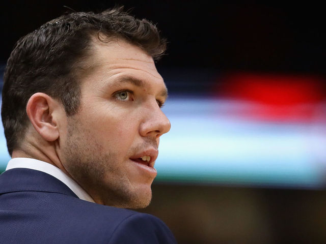 CHICAGO, IL - JANUARY 26: Head coach Luke Walton of the Los Angeles Lakers watches as his team takes on the Chicago Bulls at the United Center on January 26, 2018 in Chicago, Illinois. The Lakers defeated the Bulls 108-103.