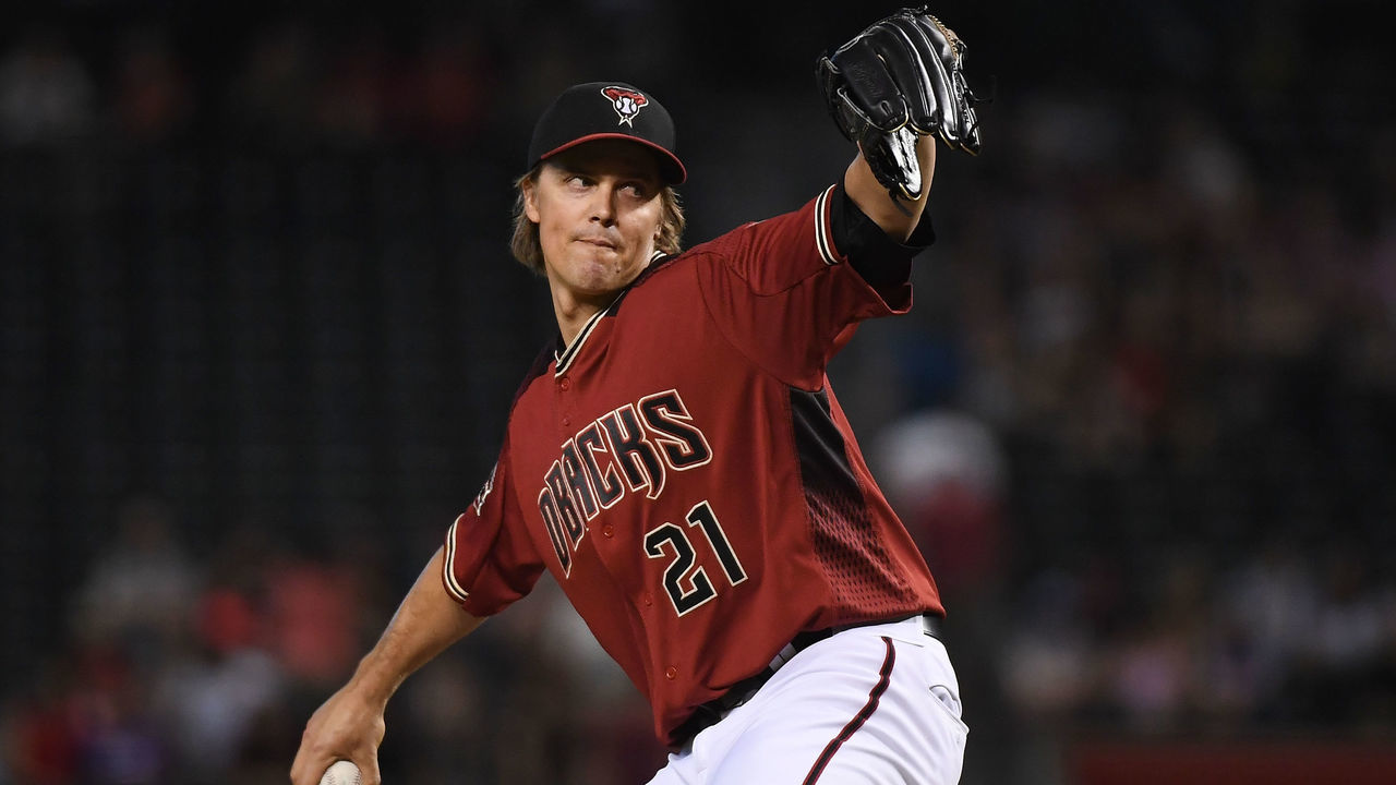 PHOENIX, AZ - JULY 08: Zack Greinke #21 of the Arizona Diamondbacks delivers a first inning pitch against the San Diego Padres at Chase Field on July 8, 2018 in Phoenix, Arizona.